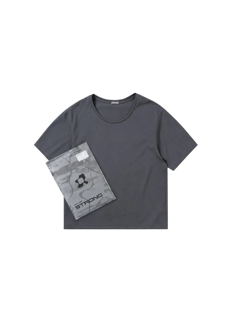 STRONG PACK TEE (グレー） 2026 LIMITED EDITION STRONG PACK TEE SHORT (GREY)