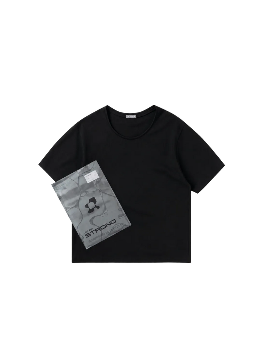 トップス STRONG PACK TEE black white sizeS ours 2026 LIMITED EDITION STRONG PACK TEE SHORT (BLACK)