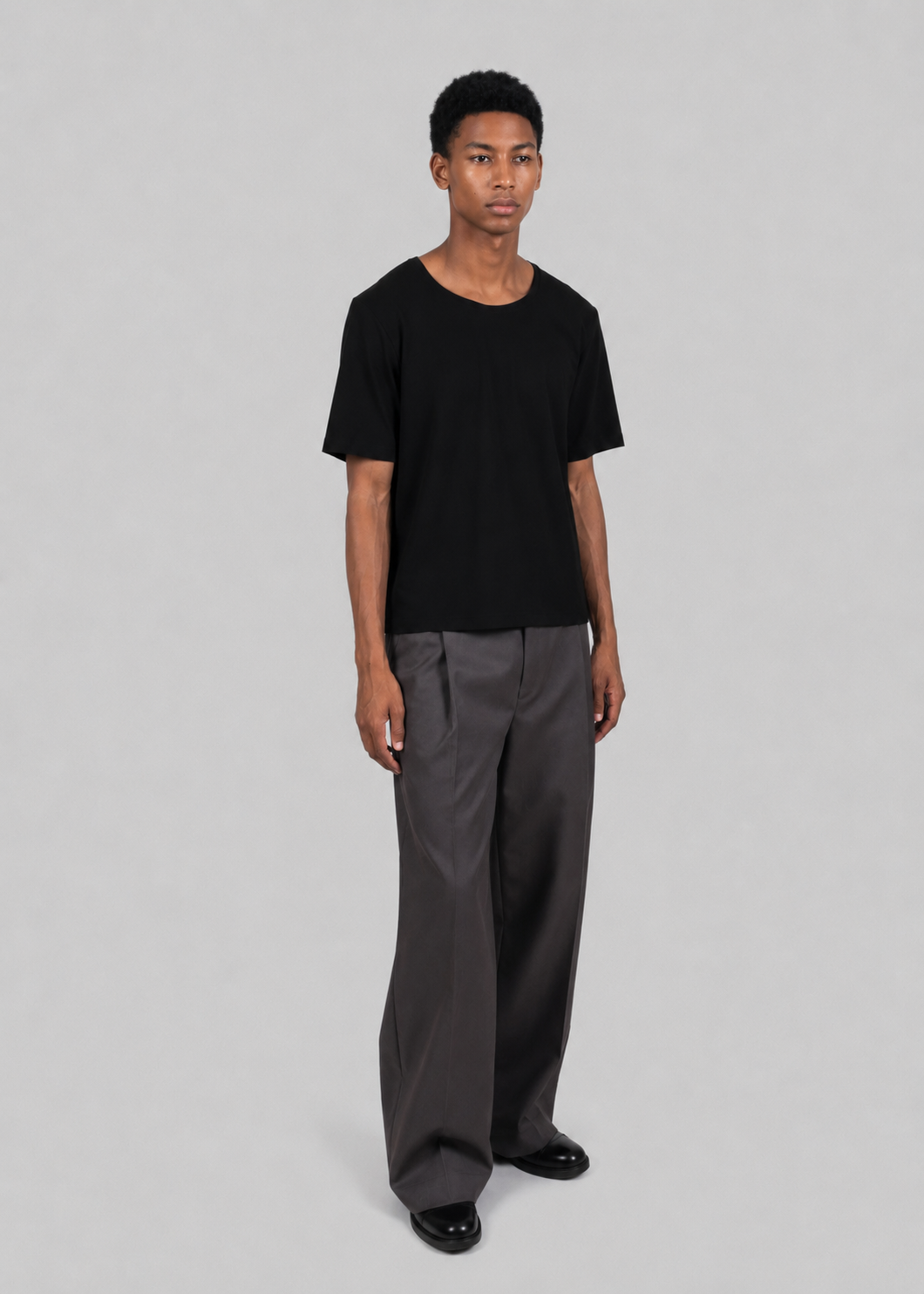 STRONG PACK TEE SHORT (BLACK) STRONG PACK TEE SHORT (BLACK)