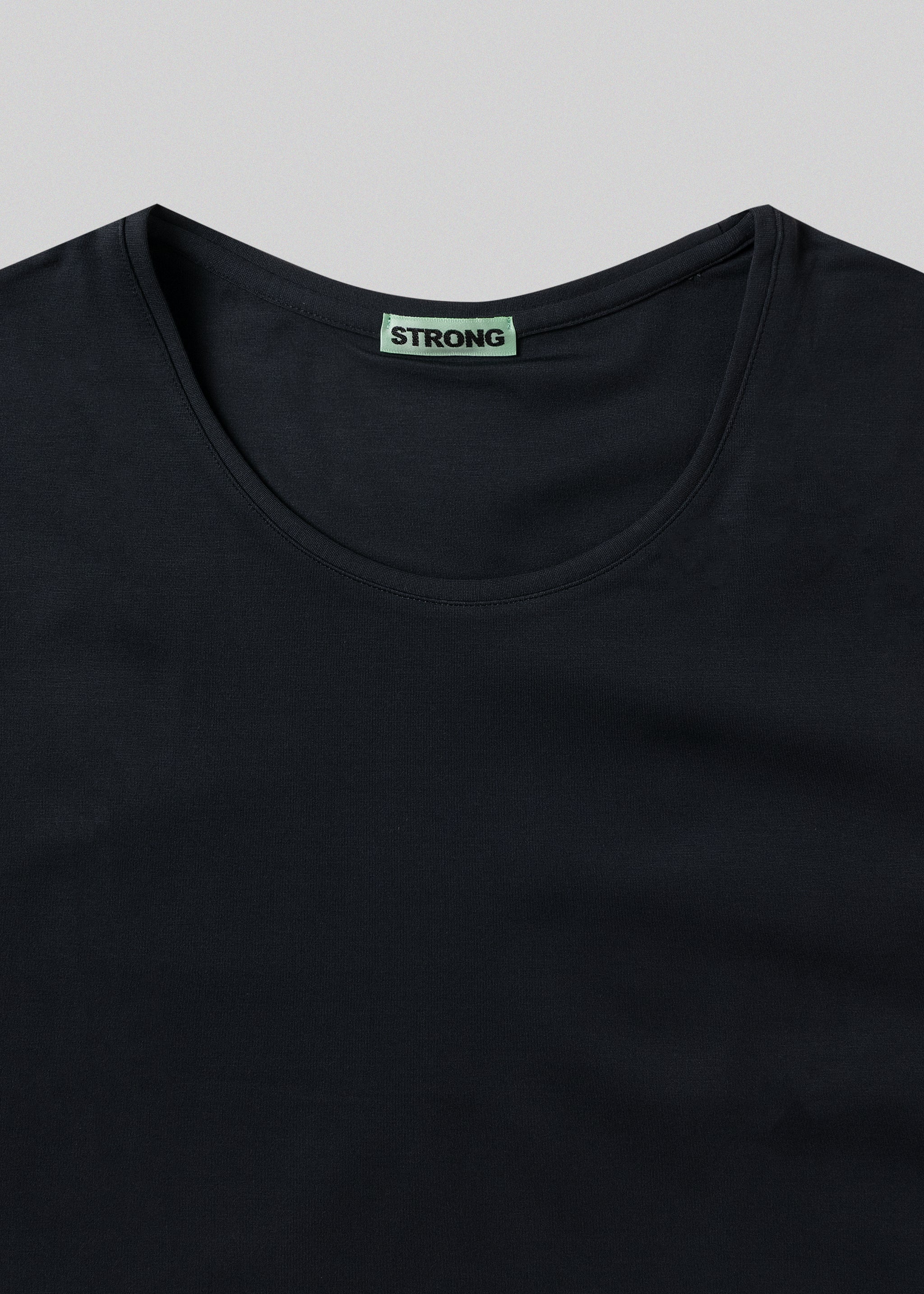 STRONG PACK TEE (BLACK) S 長袖 短丈 STRONG PACK TEE (BLACK)