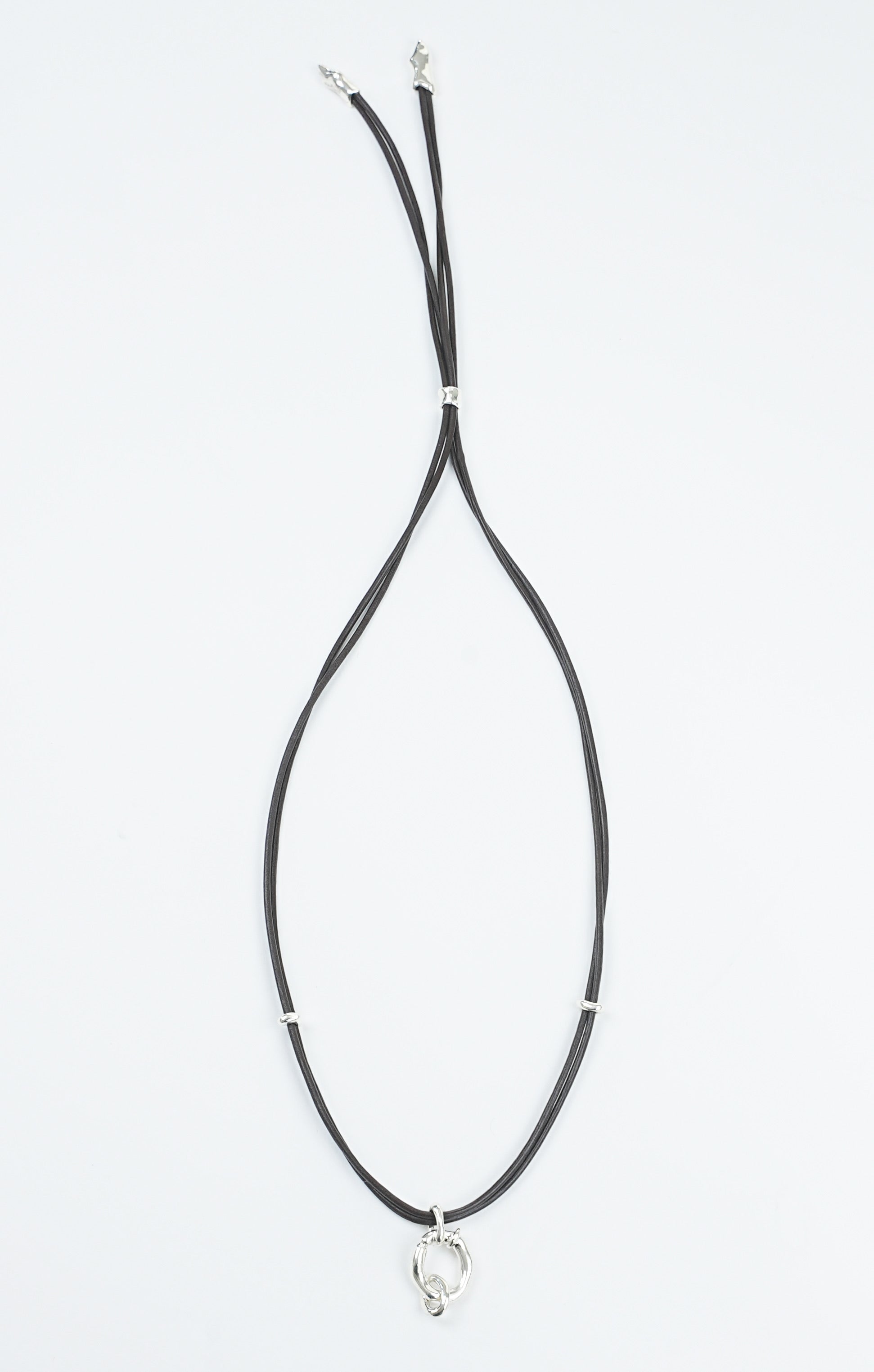 STRONG VOID LEATHER NECKLACE