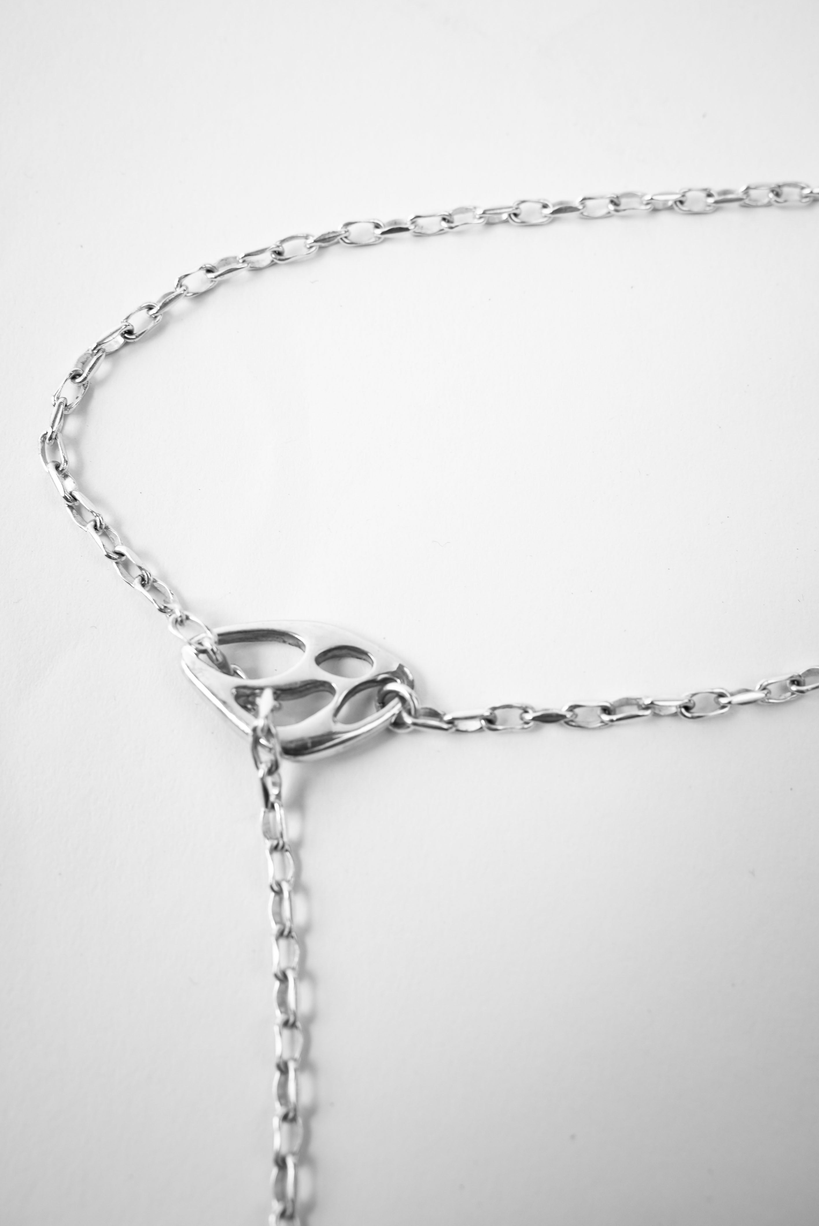 strongstrong LOTUS SILVER NECKLACE