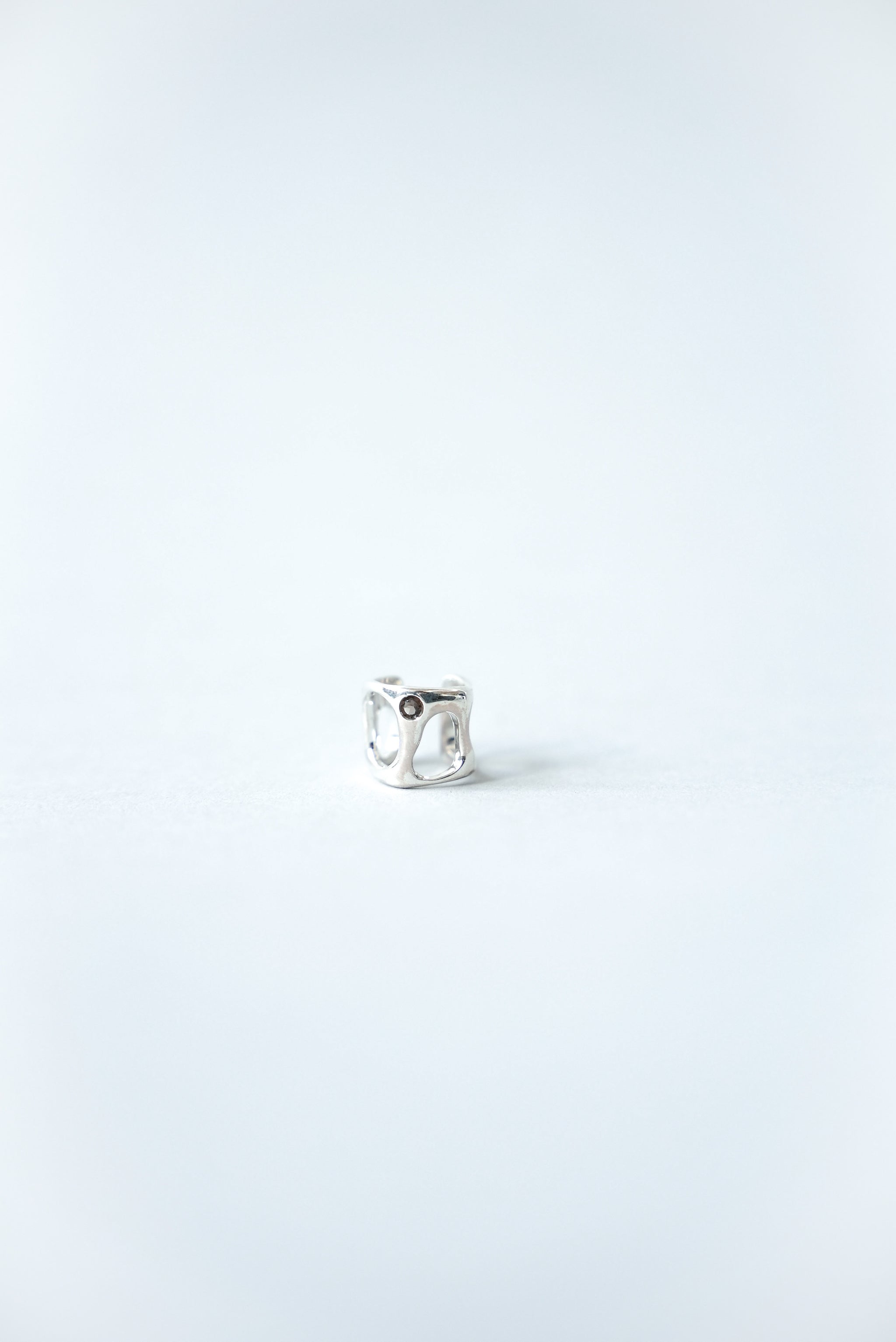 VEIN EARCUFF SILVER – STRONG