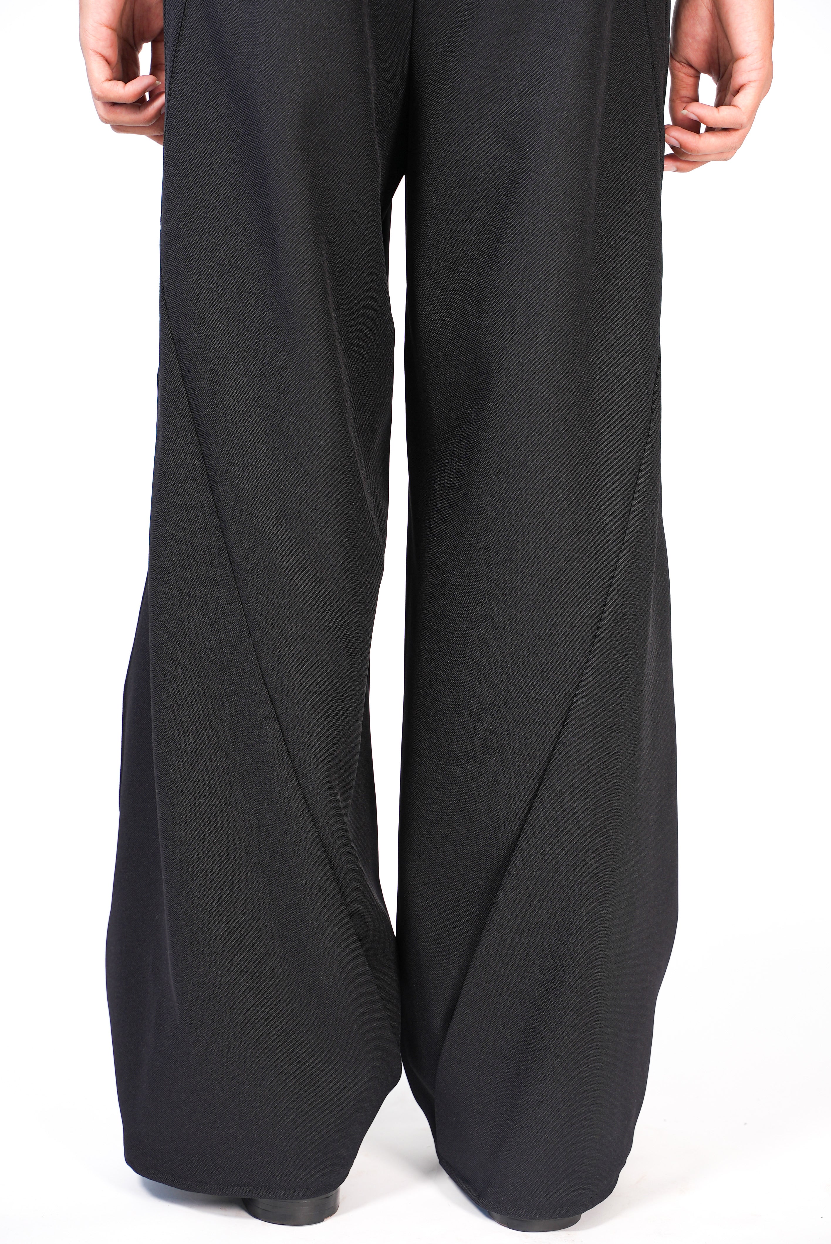 strong 003 trousers black 48キコスタディノフ