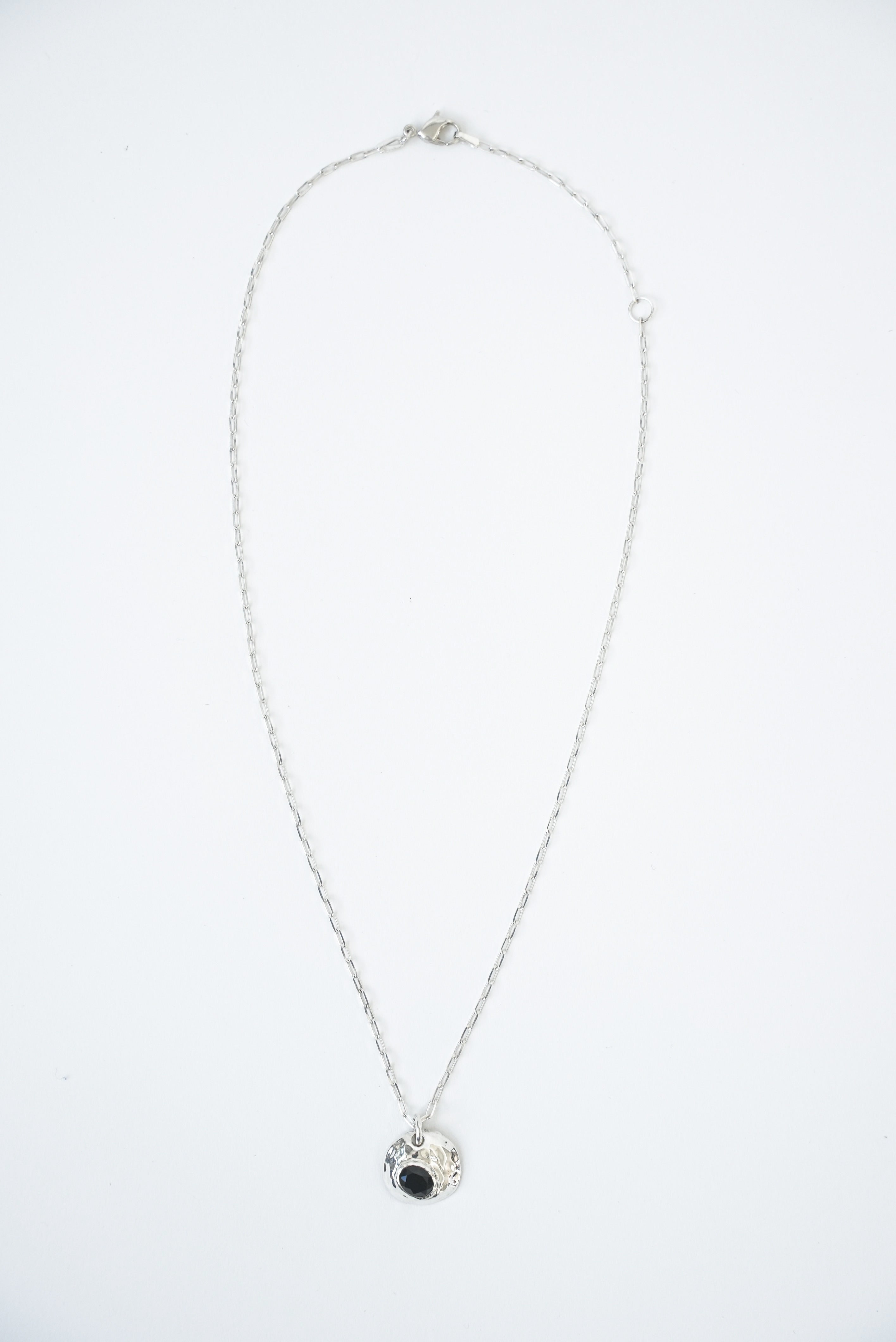 MACULA NECKLACE – STRONG
