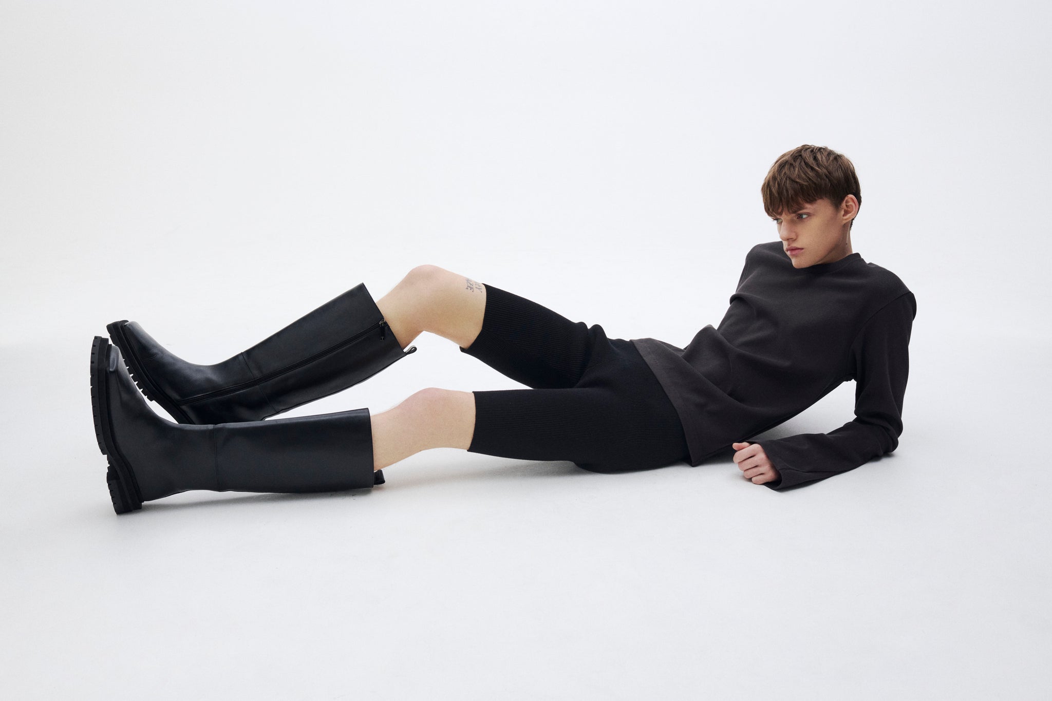 STRONG RIB T LONG GRAY