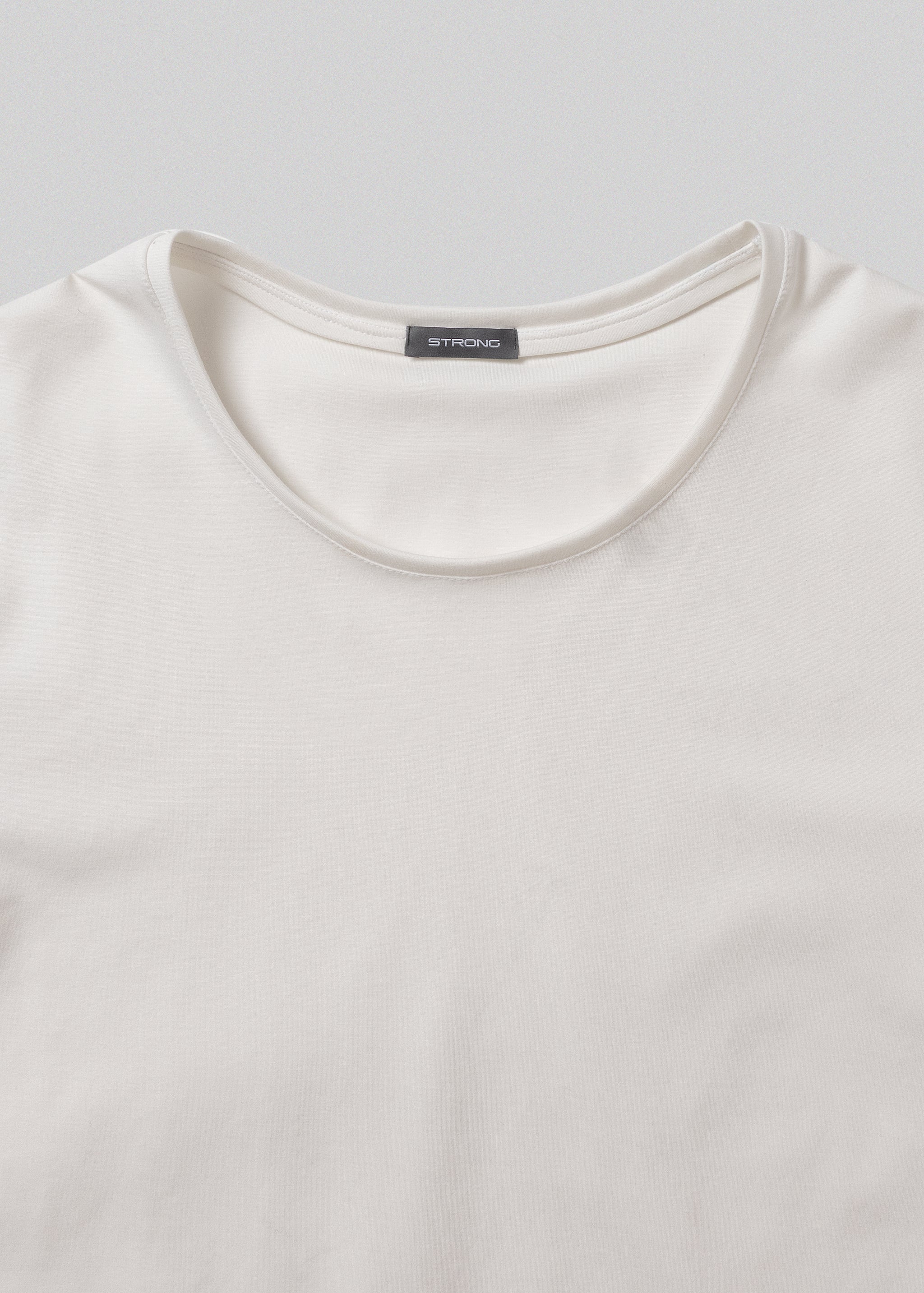 STRONG PACK TEE SHORT (WHITE)② STRONG PACK TEE SHORT (WHITE)