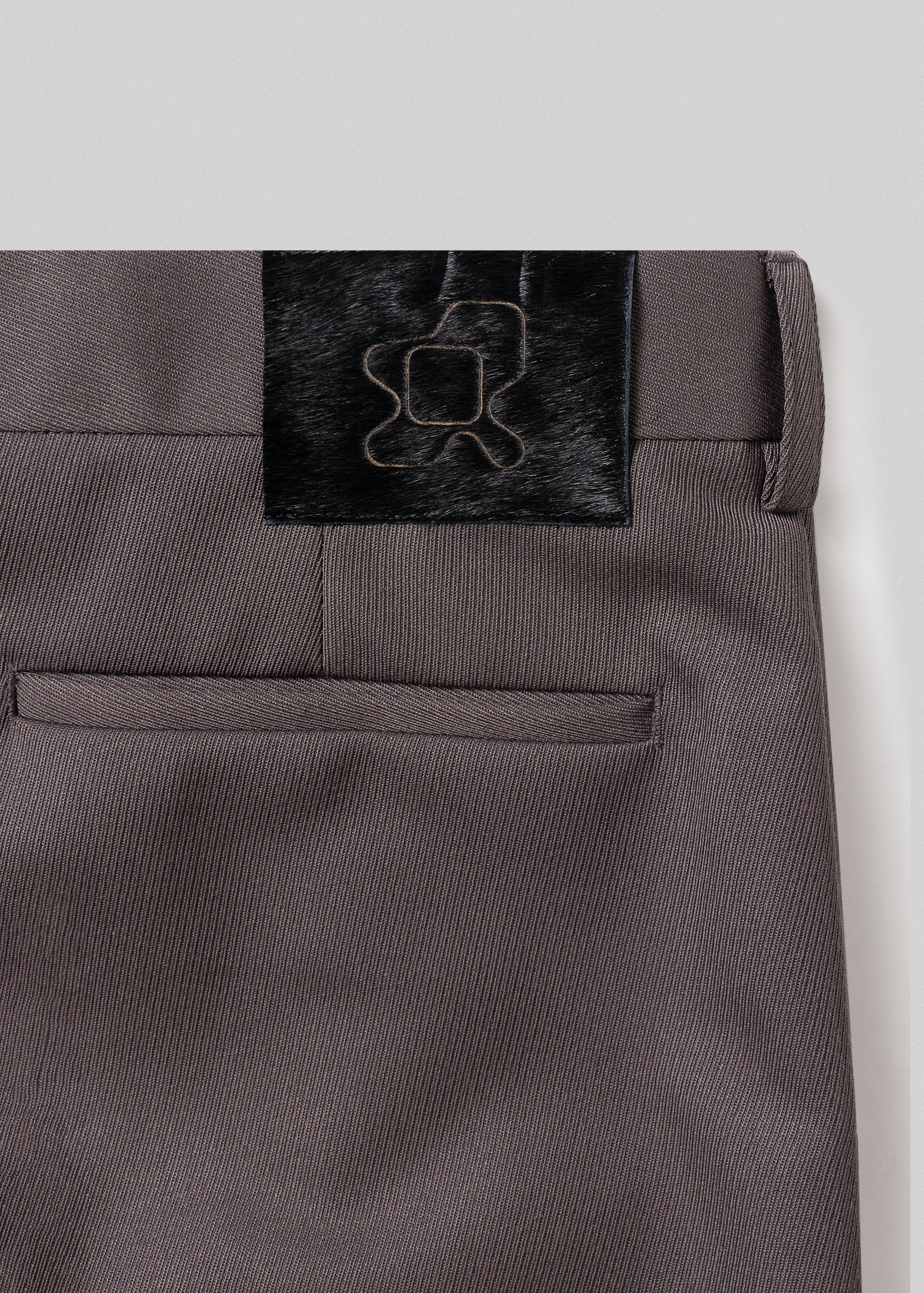 STRONG BASIC TROUSERS サイズ44 STRONG BASIC TROUSERS 44